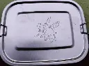 sascha-banck-lunch-boxen-flaschen-artist-support~2.webp