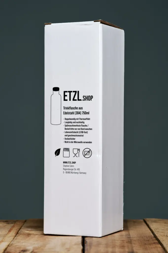 edelstahl-trinkflasche-doppelwandig-ohne-gravur~11.webp