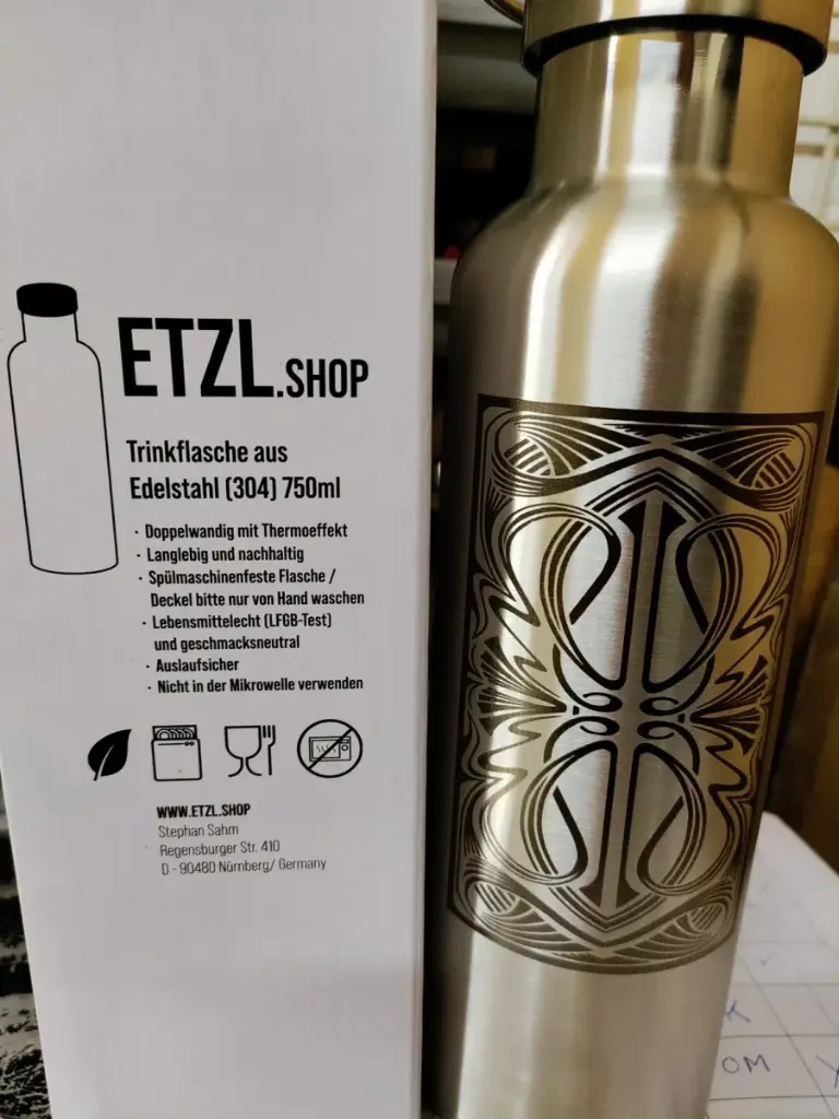 mit-bild-gravur-edelstahl-trinkflasche-doppelwandig~6.webp